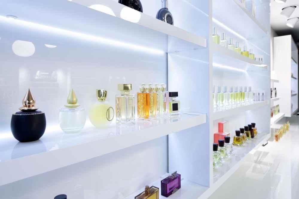 Dream of many different scents representing the fragrance of nations